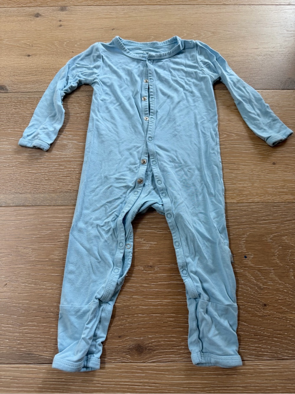 Kyte BABY Light Blue Long-Sleeve Snap One-Piece romper